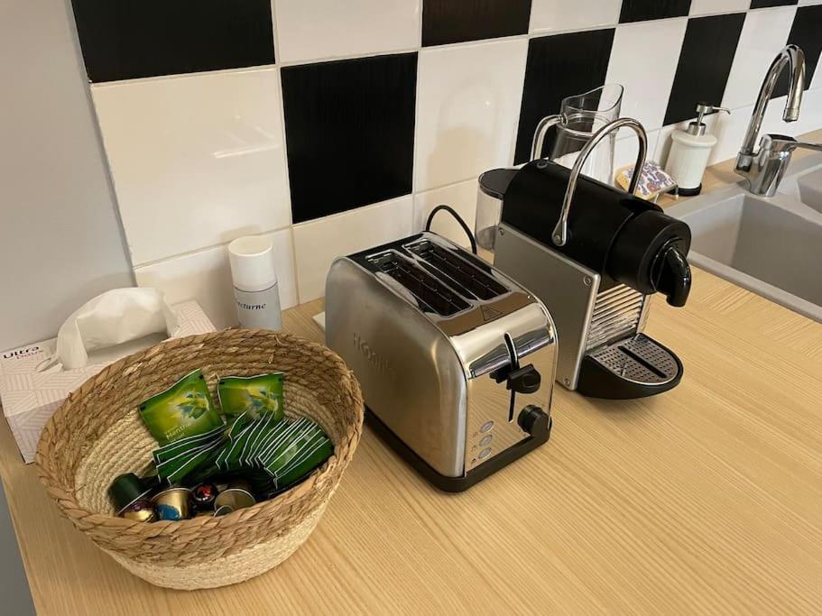 L'ideal Cosy-wifi-netflix Et Garage Apartment *